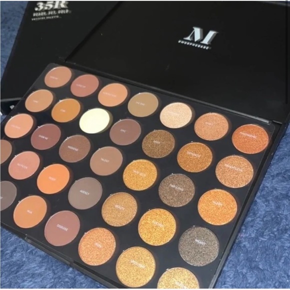 Brand new Morphe eyeshadow palette, 35R - Picture 2 of 5